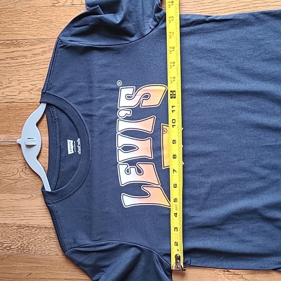 LEVIS BRAND BOY'S BLUE SHORT SLEEVE T-SHIRT SIZE LARGE - Picture 8 of 10